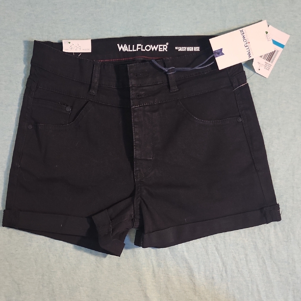 Wallflower Women's Classic Black Jean Shorts